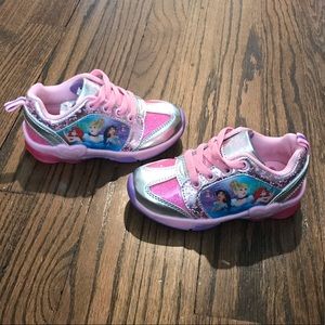 NEW Disney Princess Light Up Girl Sneakers - Sz 25